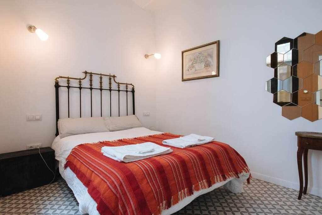 Apartamento Con Parking Jesus Del Gran Poder Seville Luaran gambar